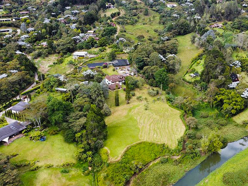 Lote en venta en Fizebad en el Retiro
